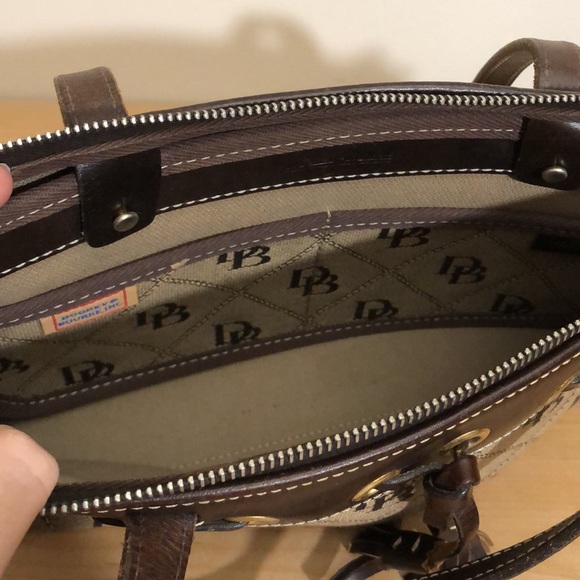 Dooney & Bourke Purse - Picture 5 of 5